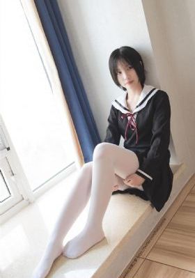 年轻漂亮的妈妈
